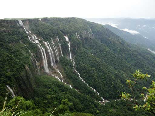 top-10-rainiest-places-on-earth-cherapunji