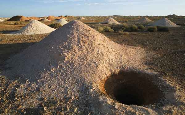hole-in-desert