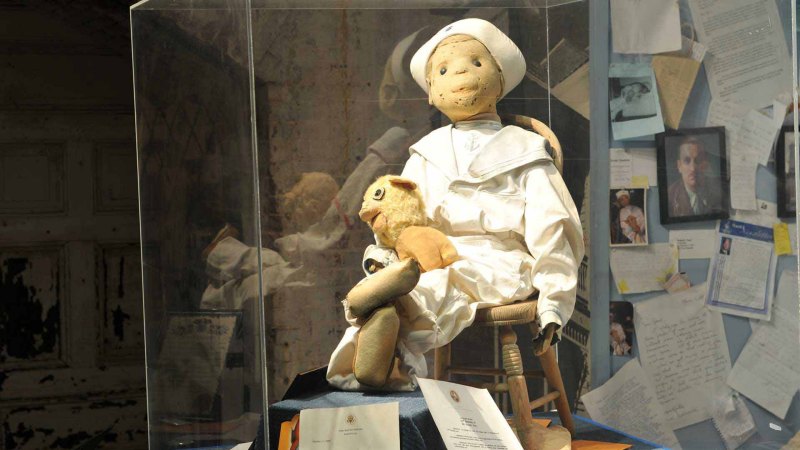 haunted Robert the Doll