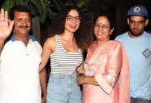kangan-aranaut-parents
