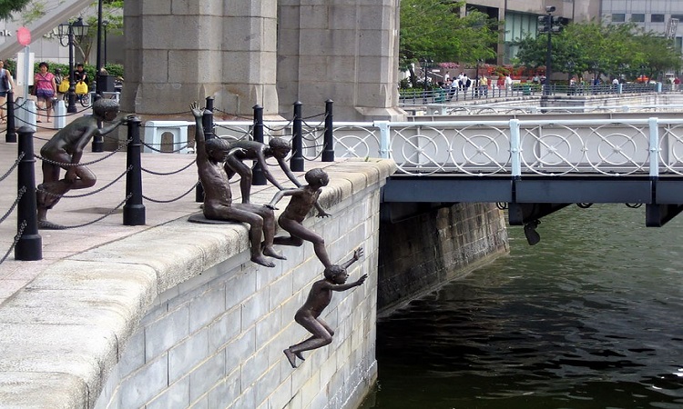 Top 20 Most Creative Statues Around the World 6
