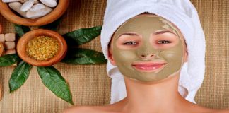 Use sandalwood face pack for beautiful skin