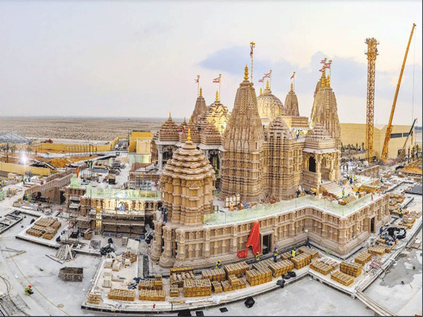 first-Hindu-temple-UAE